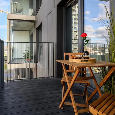 Kairos - Manhattan Premium-klimatyzacja-silownia-sala Kinowa * Katowice