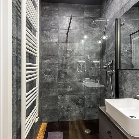 Kairos - Manhattan Premium-klimatyzacja-silownia-sala Kinowa Katowice