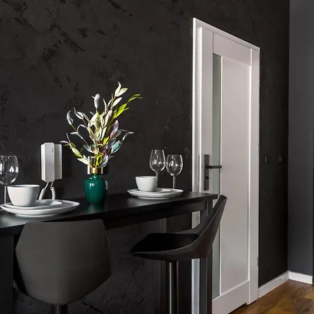Kairos - Manhattan Premium-klimatyzacja-silownia-sala Kinowa Apartmán Katovice