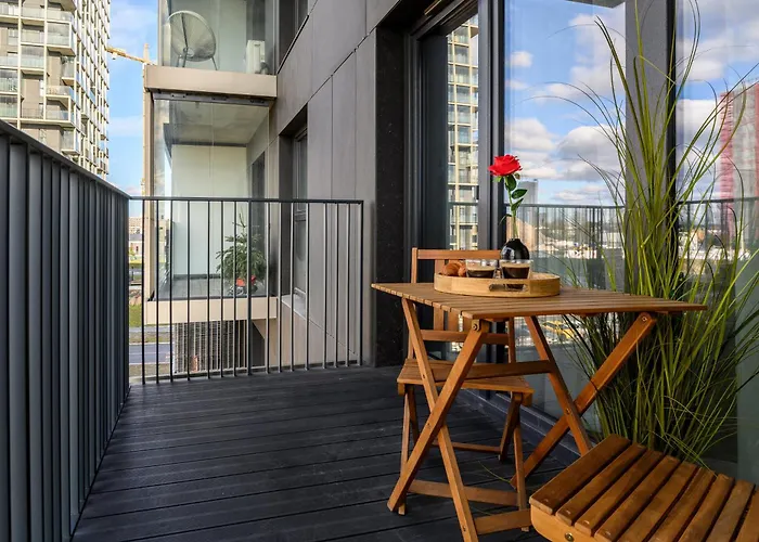 Kairos - Manhattan Premium-klimatyzacja-siłownia-sala Kinowa * Katowice